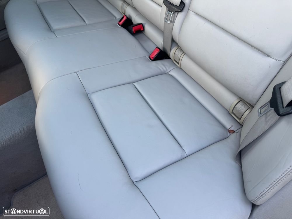 Mercedes-Benz E 200 CGI Elegance BlueEfficiency - 14