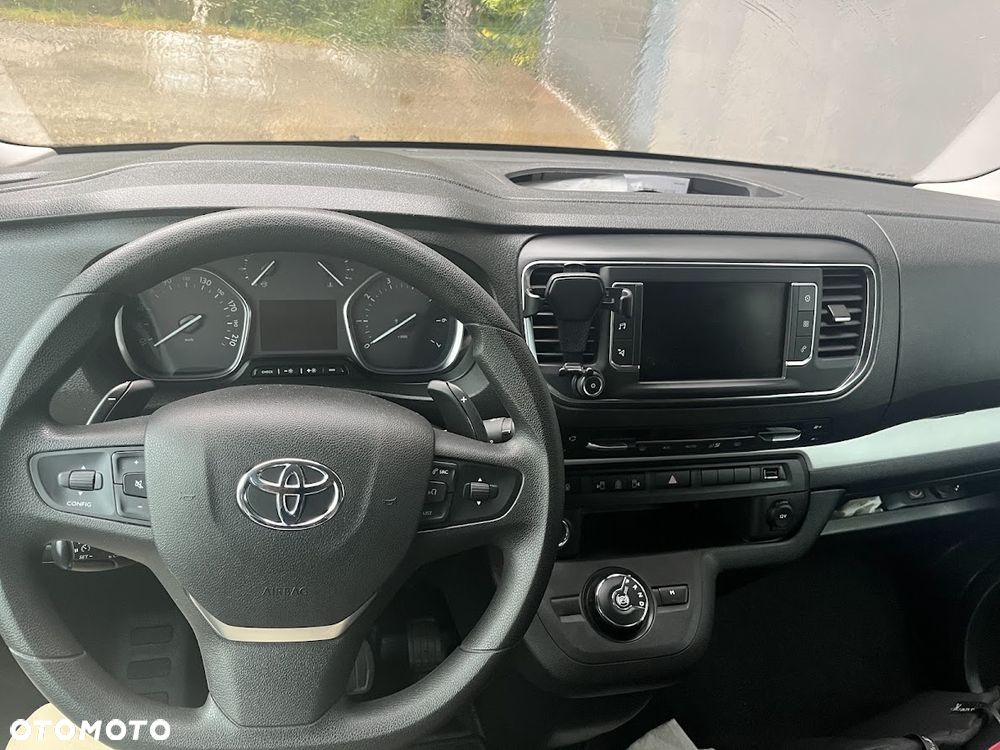 Toyota Proace Verso - 15