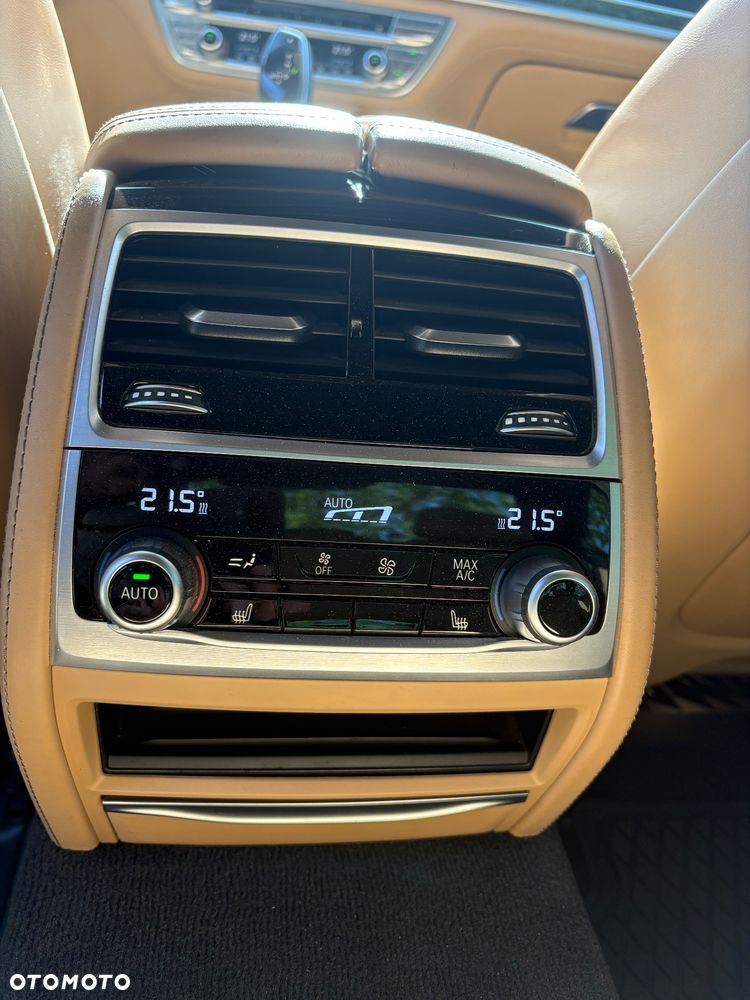 BMW Seria 7 730d xDrive - 17