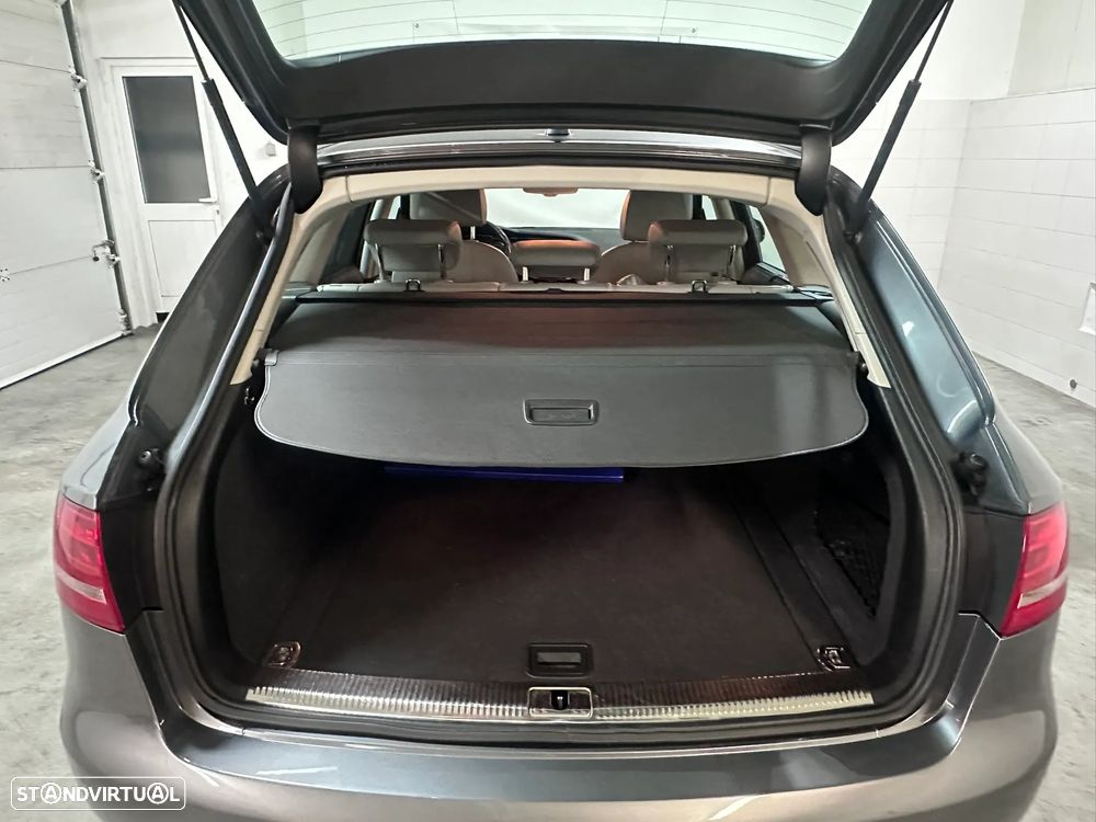 Audi A4 Avant 2.0 TDI Business Line Sport - 14