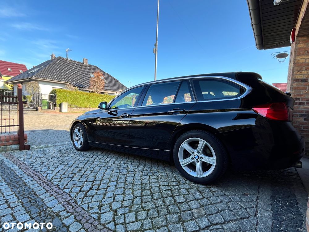BMW Seria 3 318d Blue Performance Luxury Line - 12
