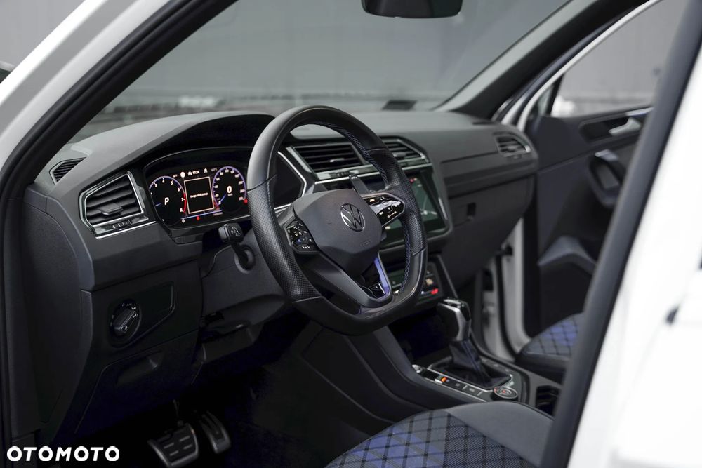 Volkswagen Tiguan - 17
