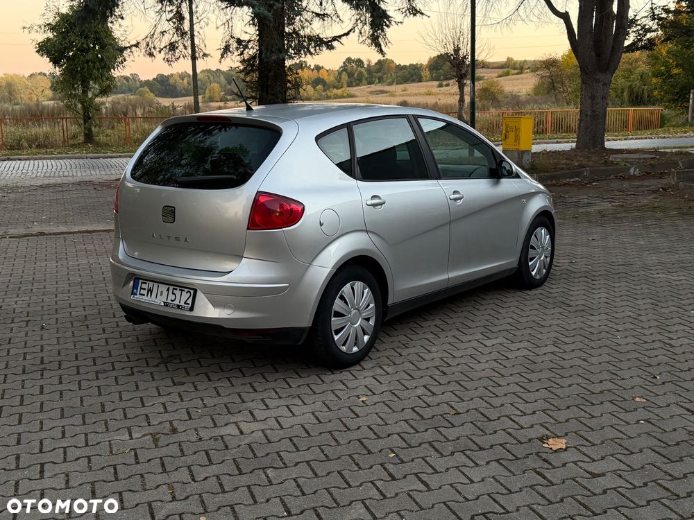 Seat Altea 2004 photo 5