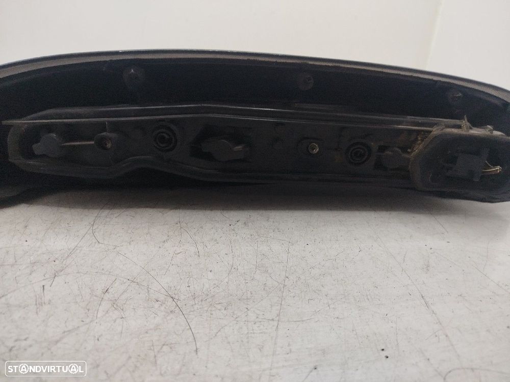 Farolim Stop Esq Opel Corsa C - 4