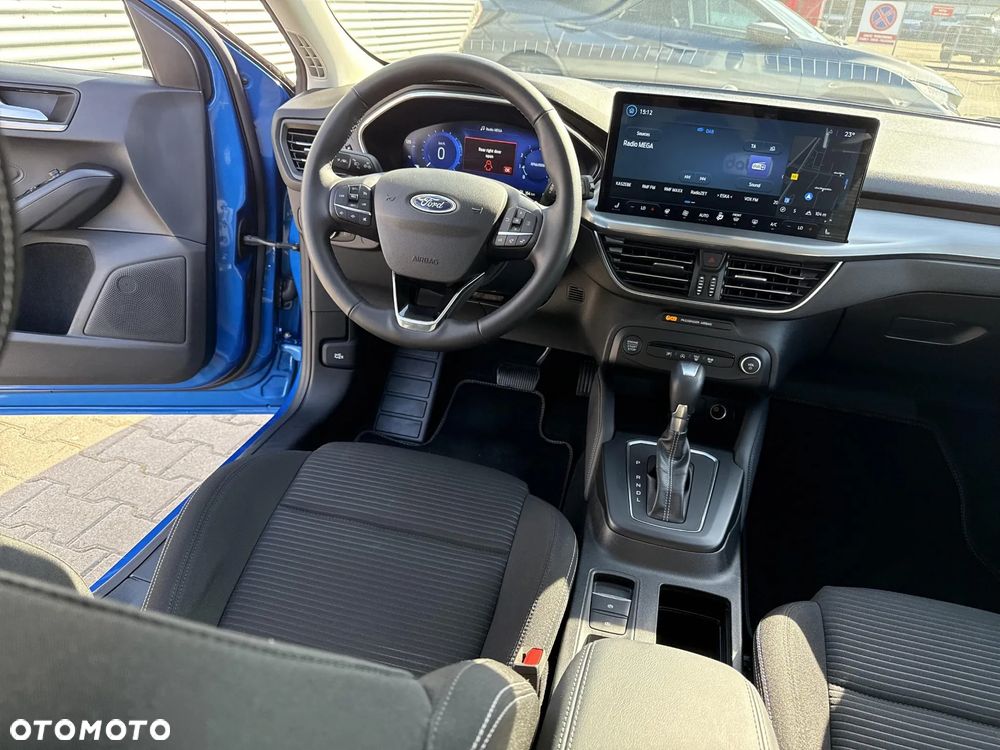 Ford Focus - 25
