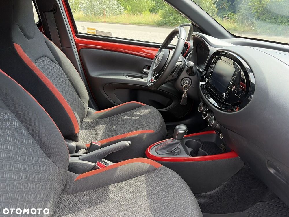 Toyota Aygo X 1.0 VVT-i Style CVT - 13