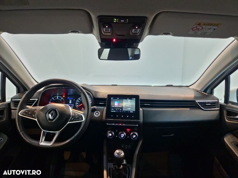 Renault Clio - 11