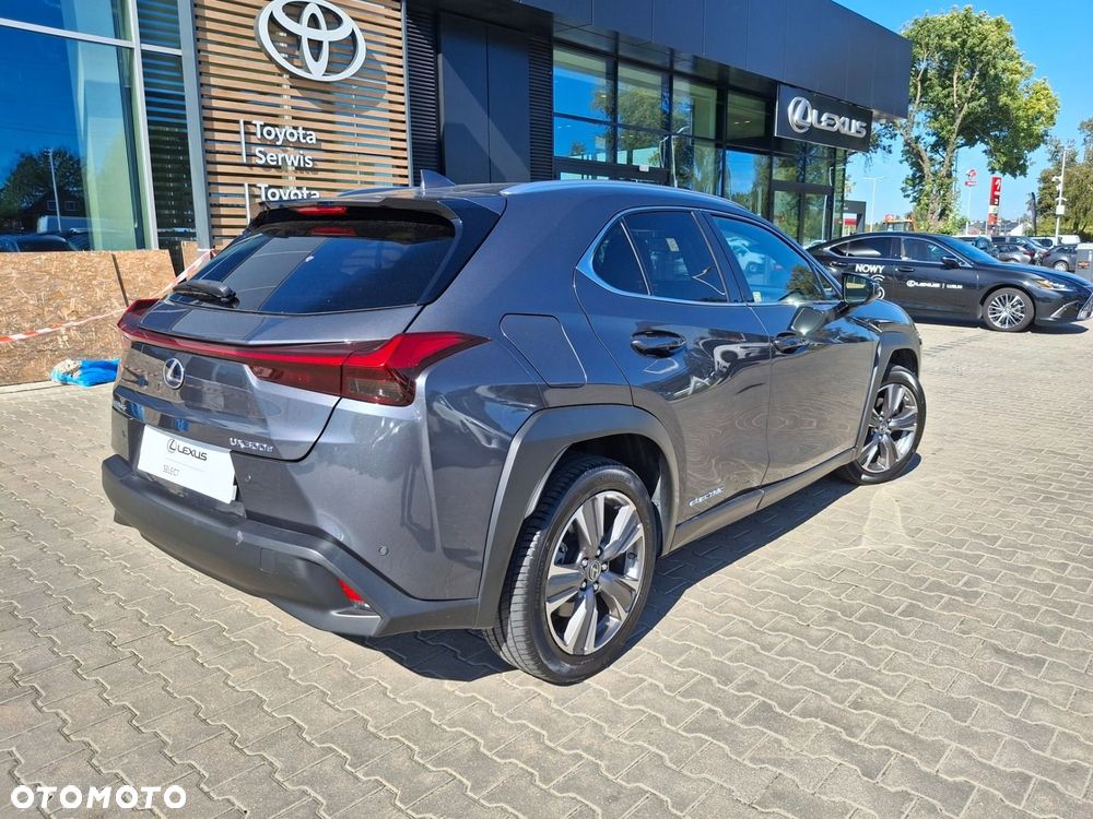 Lexus UX - 29