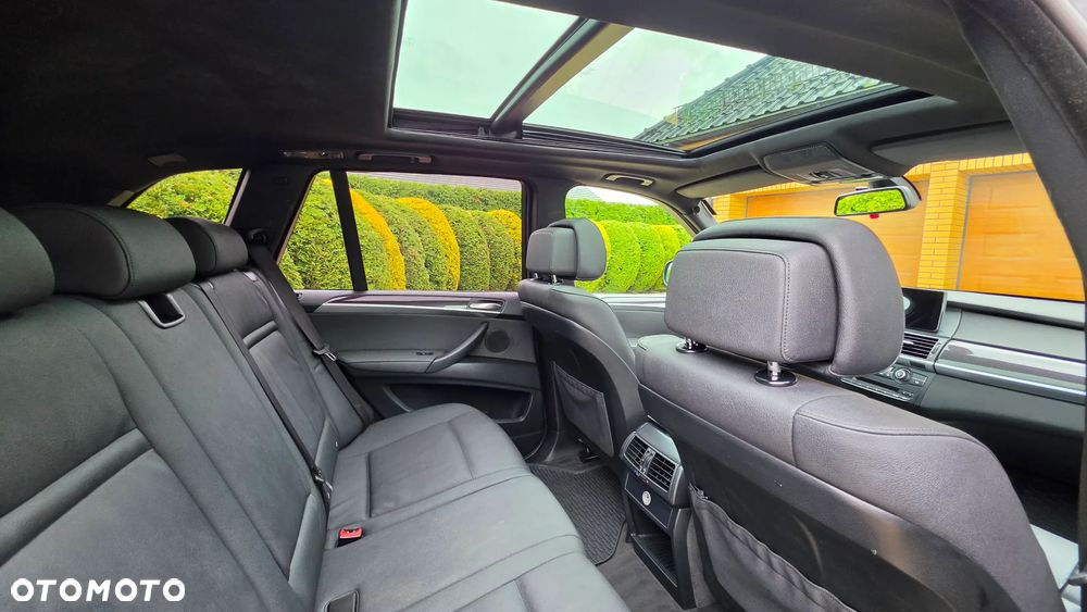 BMW X5 xDrive30i - 28