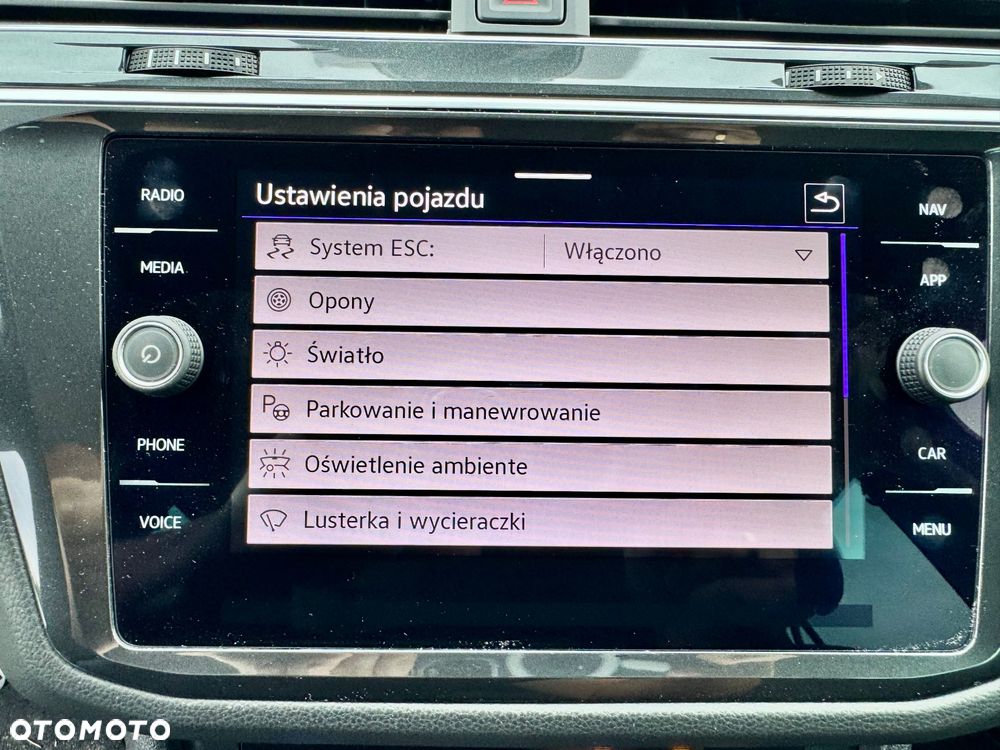 Volkswagen Tiguan 2.0 TDI SCR Life - 37