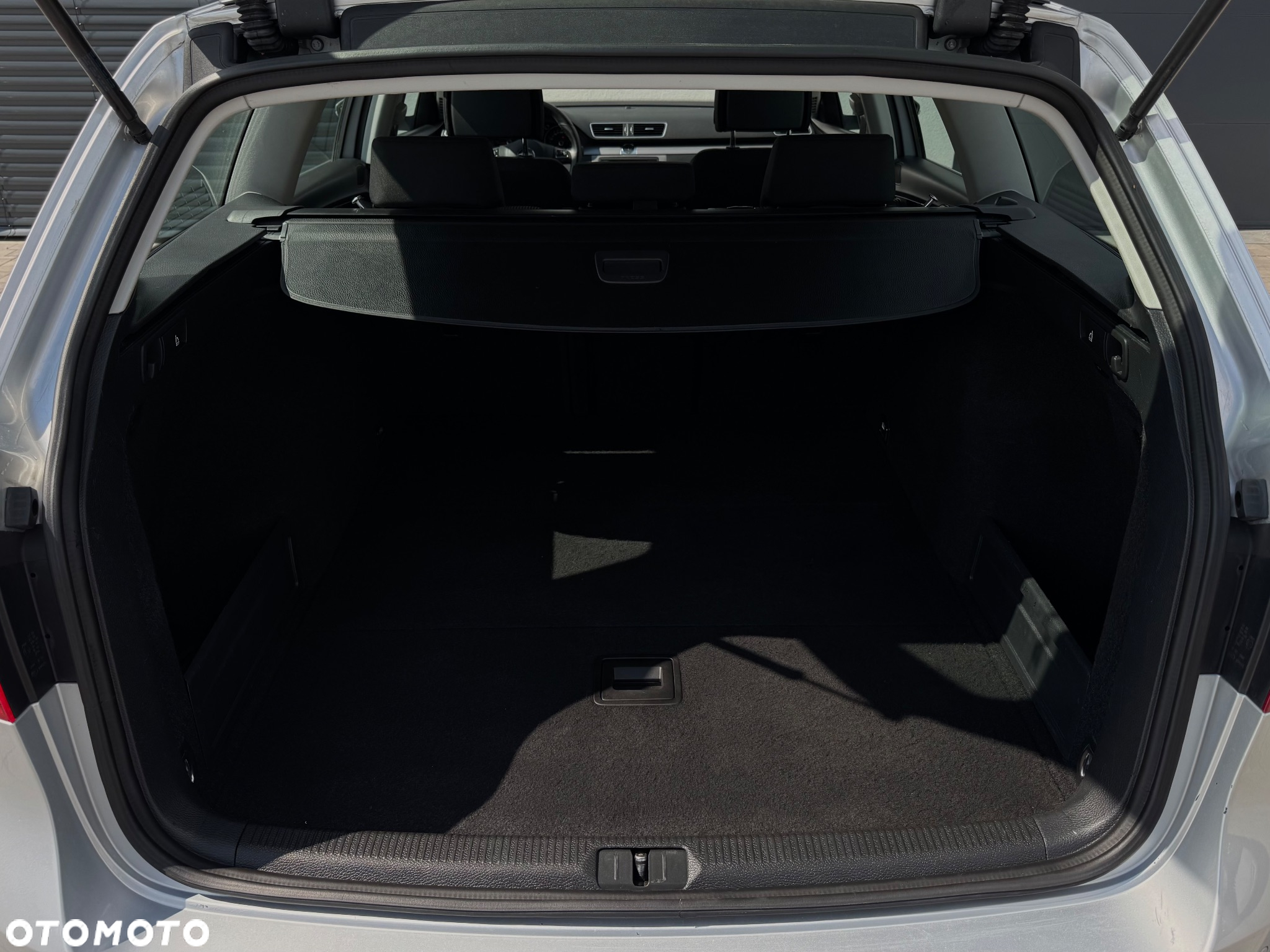 Volkswagen Passat 2.0 TDI Comfortline - 35
