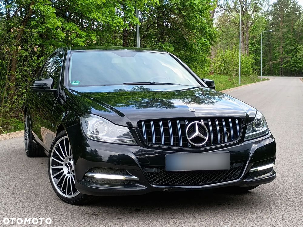 Mercedes-Benz Klasa C 180 BlueEFFICIENCY Elegance - 1