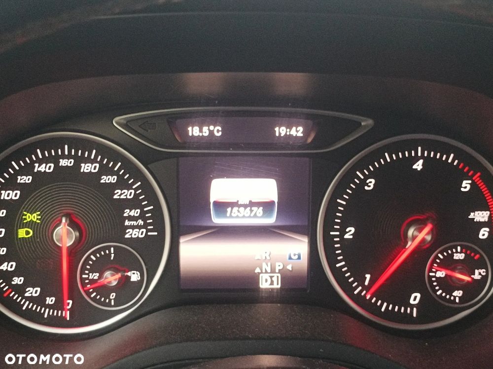 Mercedes-Benz Klasa B 180 (CDI) d 7G-DCT Urban - 13