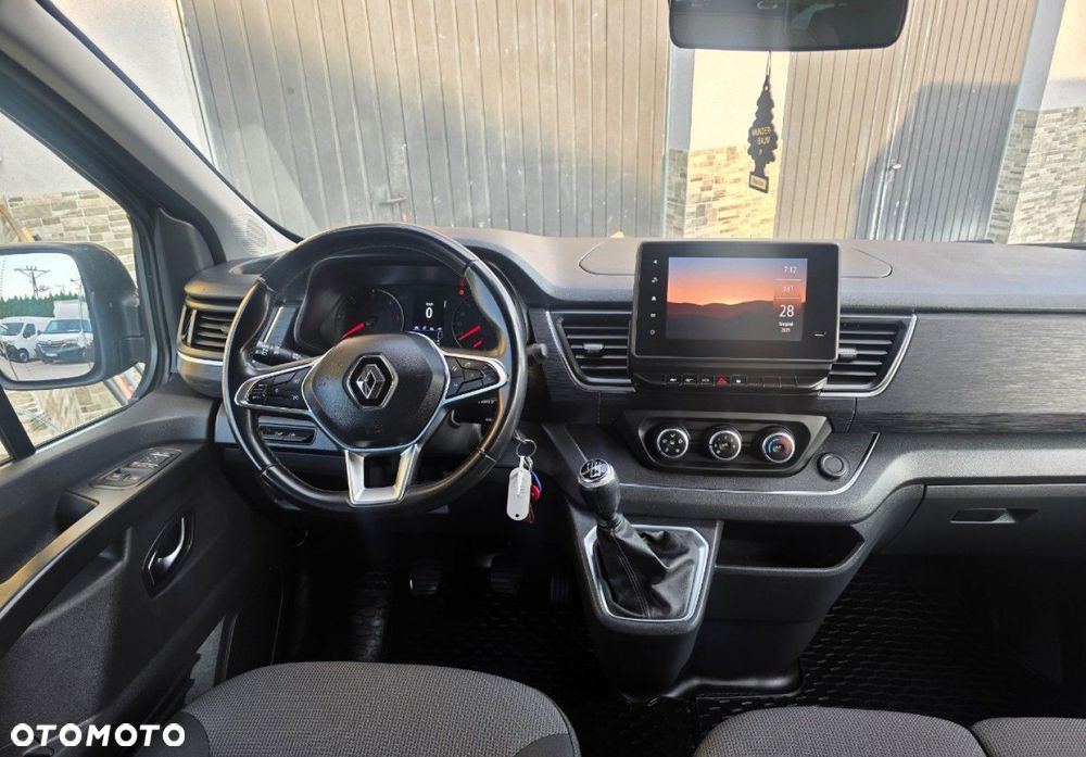 Renault Trafic - 24