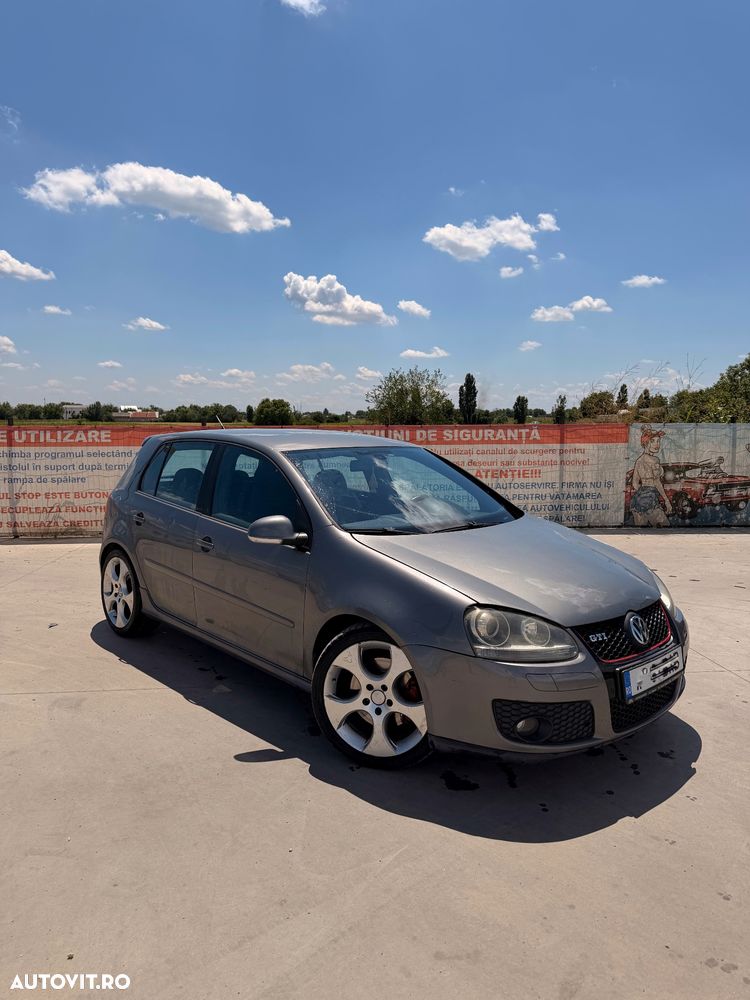 Volkswagen Golf - 3