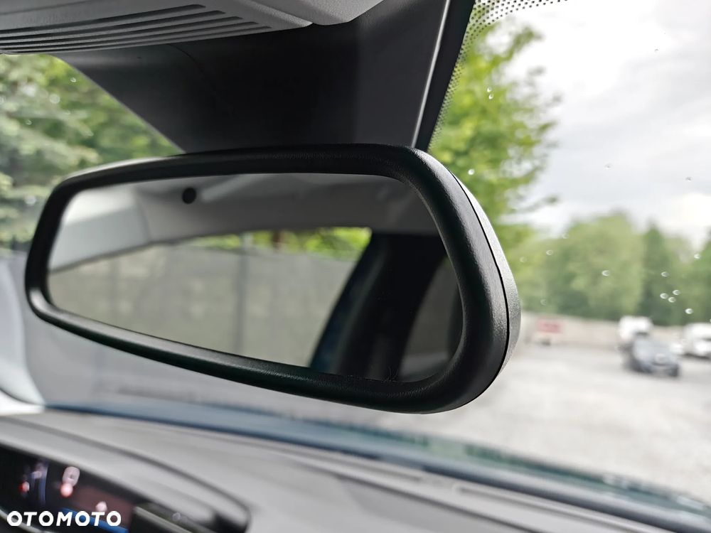Peugeot 3008 BlueHDi 130 Stop & Start EAT8 Allure Business-Paket - 33