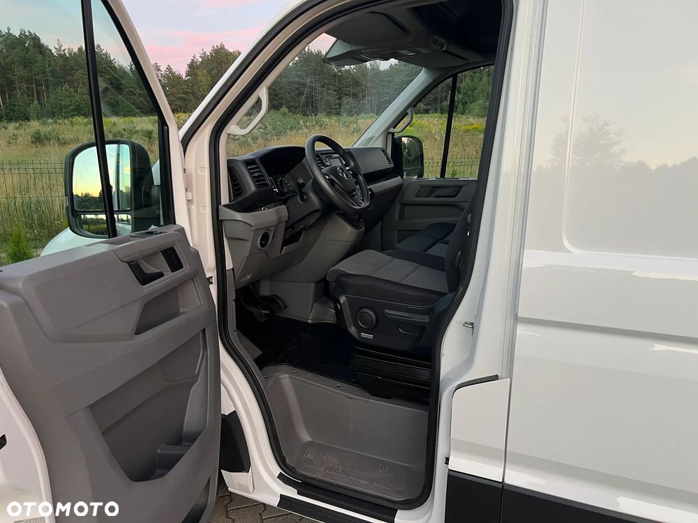 Volkswagen CRAFTER 35 - 19