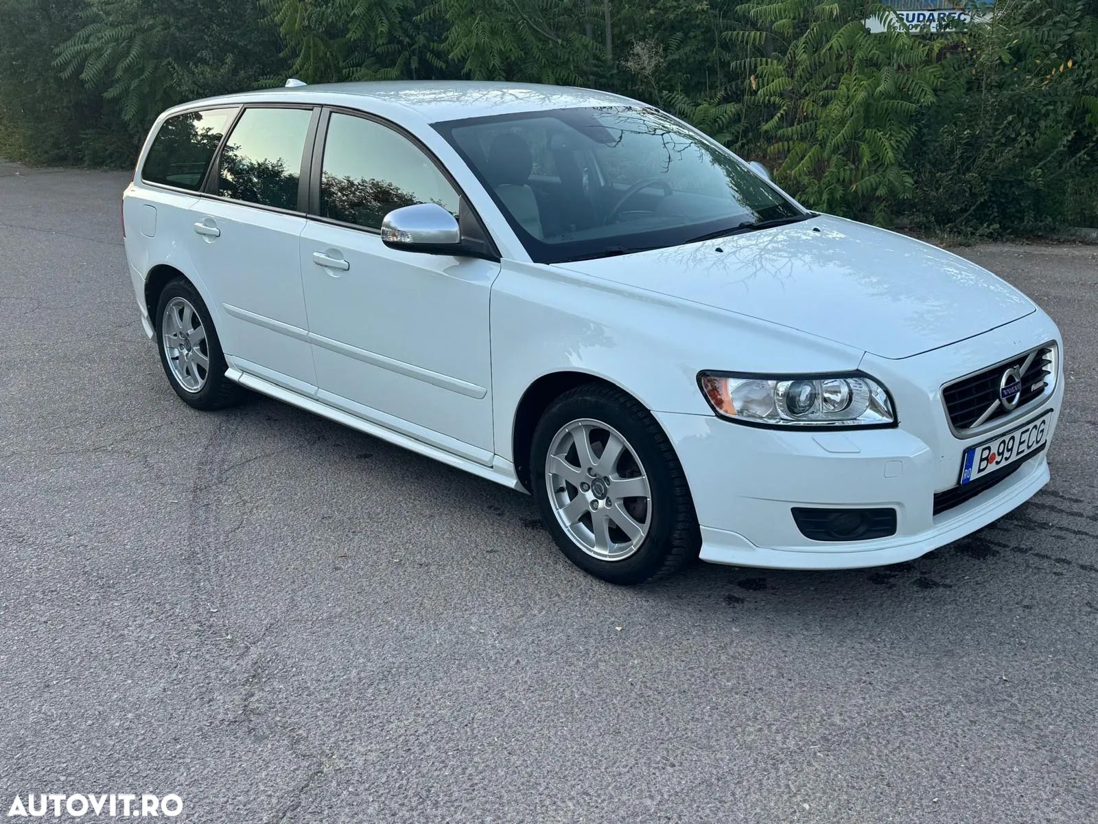 Volvo V50 D2 Rdesign - 1