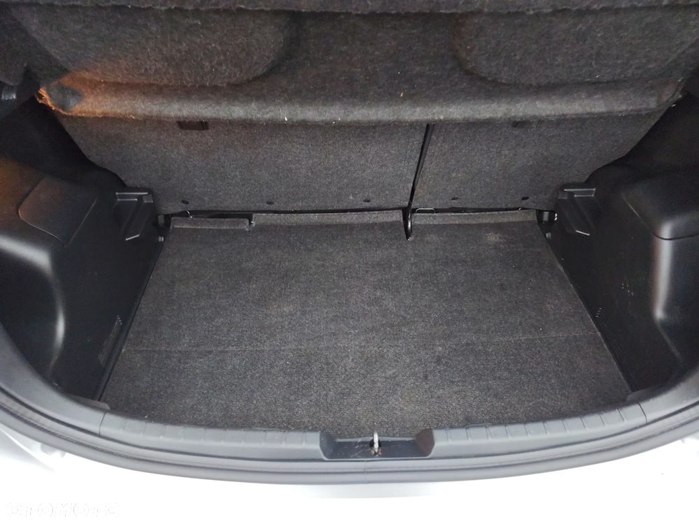 Toyota Yaris 1.0 Life - 27