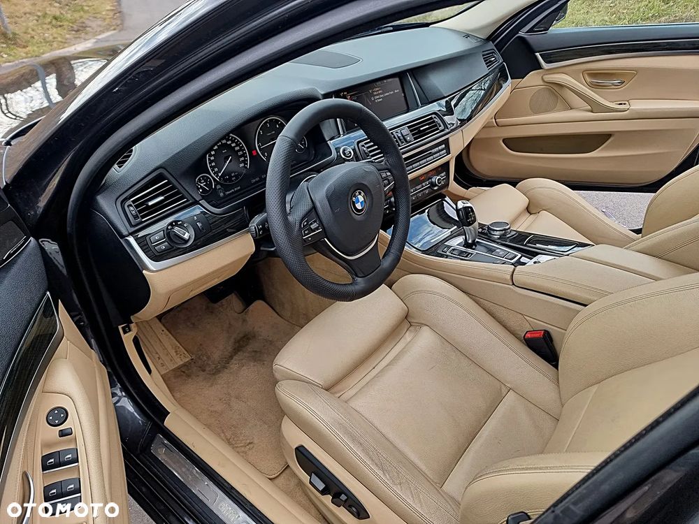 BMW Seria 5 520d Luxury Line sport - 24