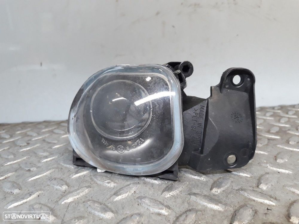 FAROL DE NEVOEIRO ESQUERDO AUDI A6 AVANT 2.5 TDI 180CV 2496CC - 1