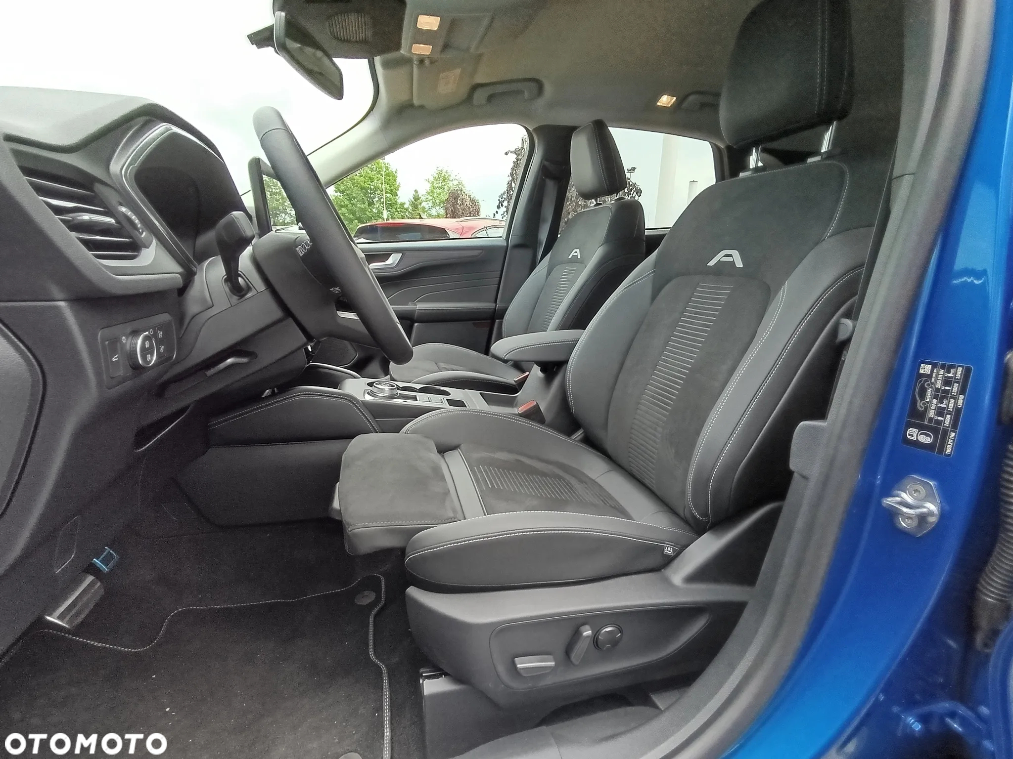 Ford Kuga - 17