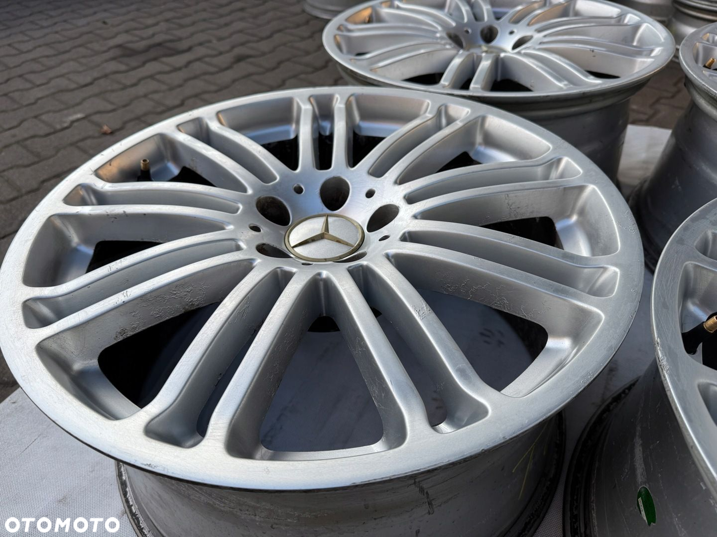 Felgi Mercedes 9,5J 19" ET43 761 - 9