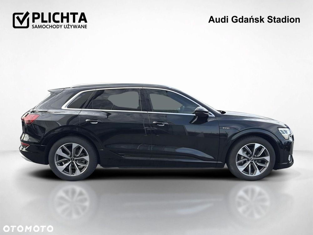 Audi e-tron - 7