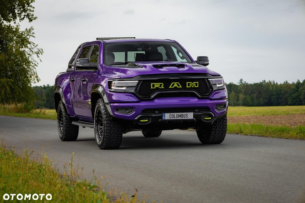 RAM 1500 5.7 Crew Cab Bighorn - 11