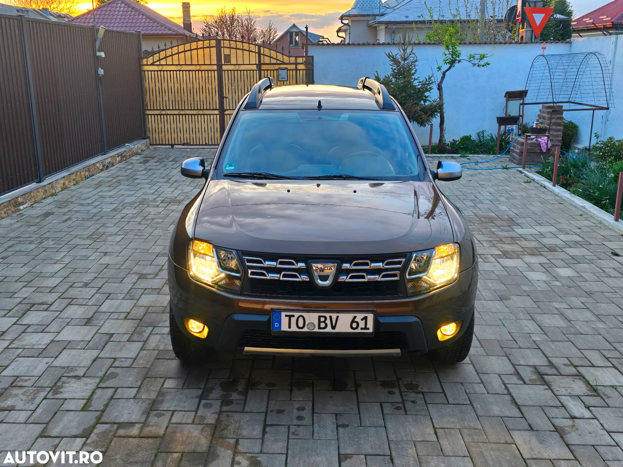Dacia Duster 1.5 dCi 4x2 Laureate - 8