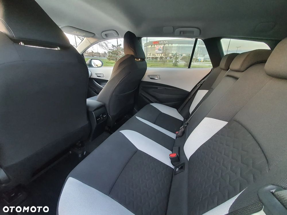 Toyota Corolla - 26