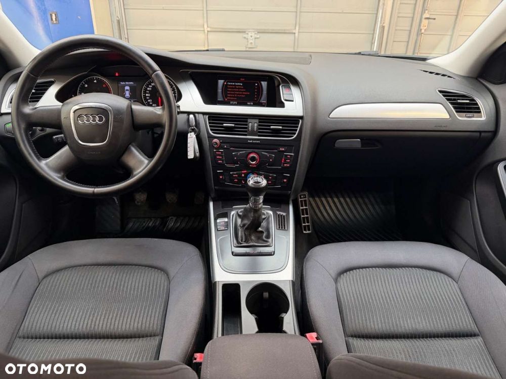 Audi A4 Avant - 9