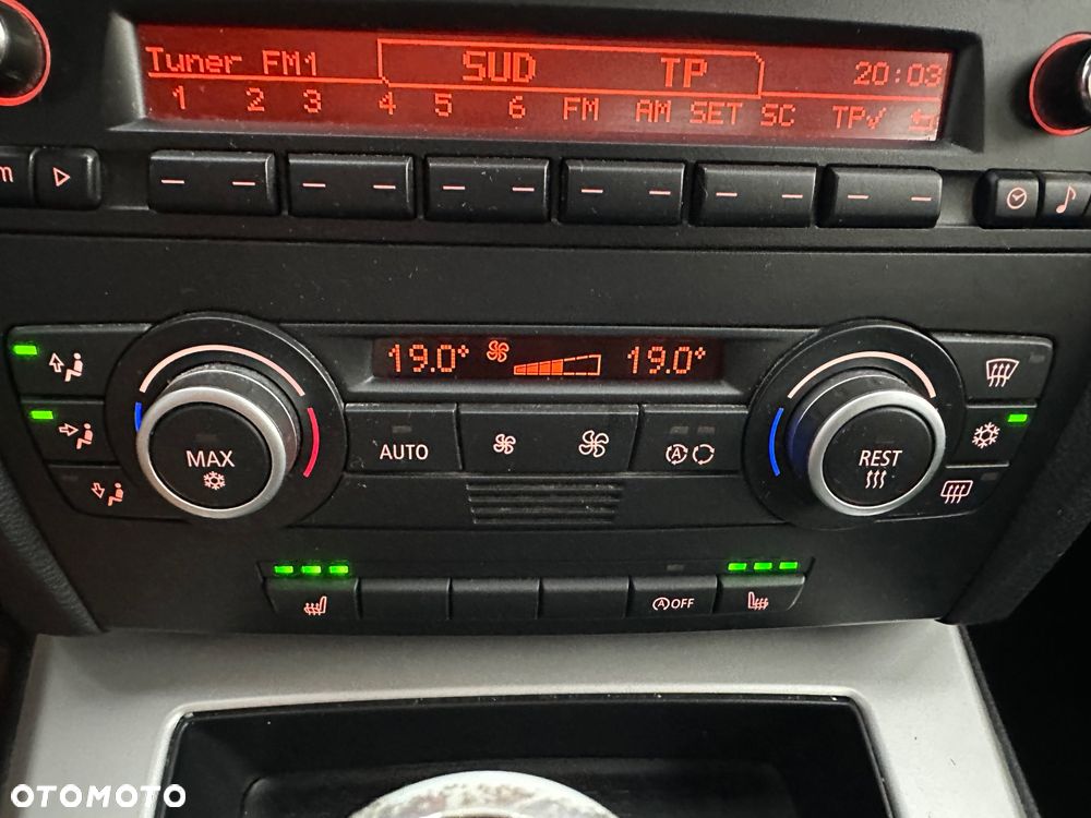 BMW Seria 3 320d DPF - 13