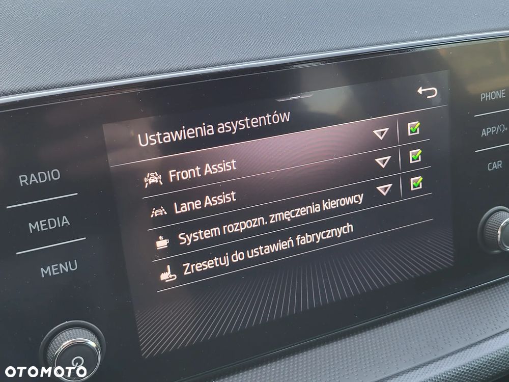 Skoda Fabia 1.0 TSI Ambition DSG - 20