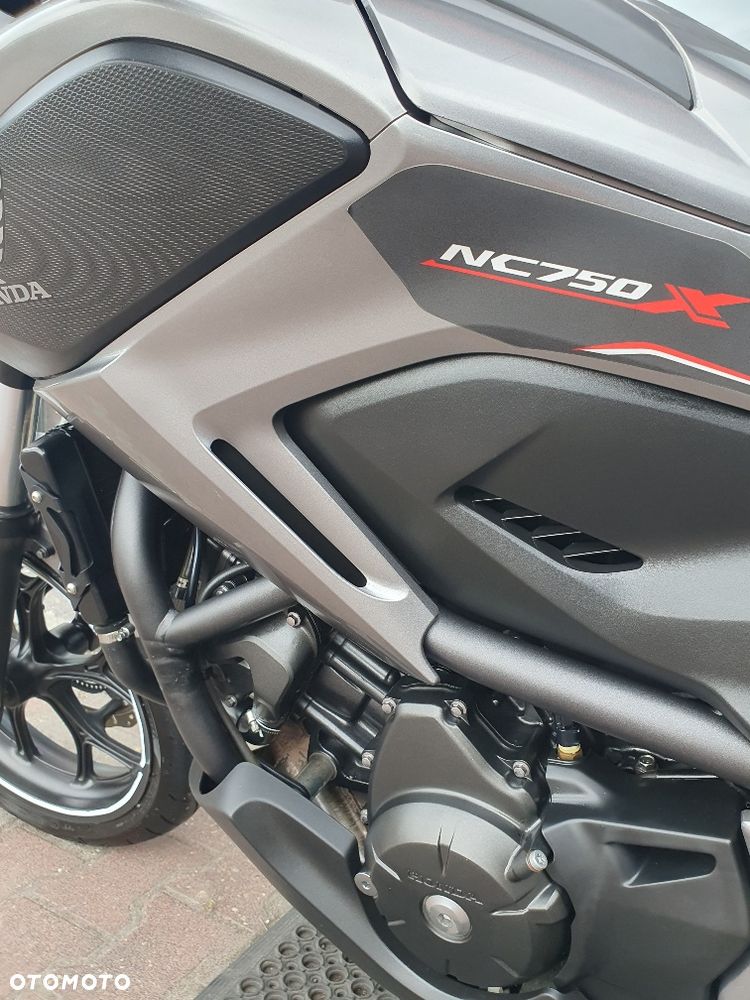 Honda NC - 17
