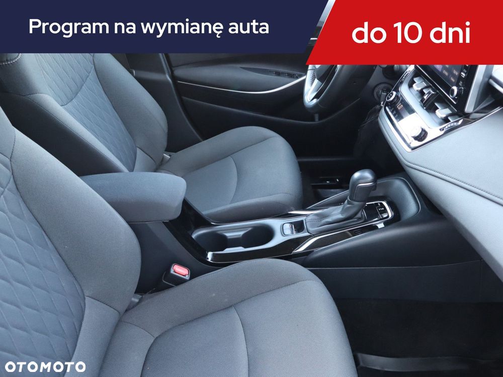 Toyota Corolla - 11
