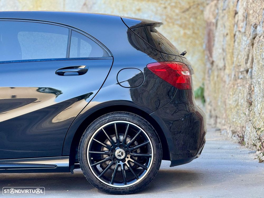 Mercedes-Benz A 180 d AMG Line - 16