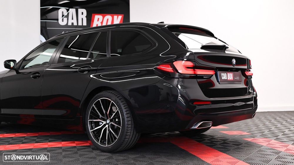 BMW 520 d Pack Desportivo M Auto - 17