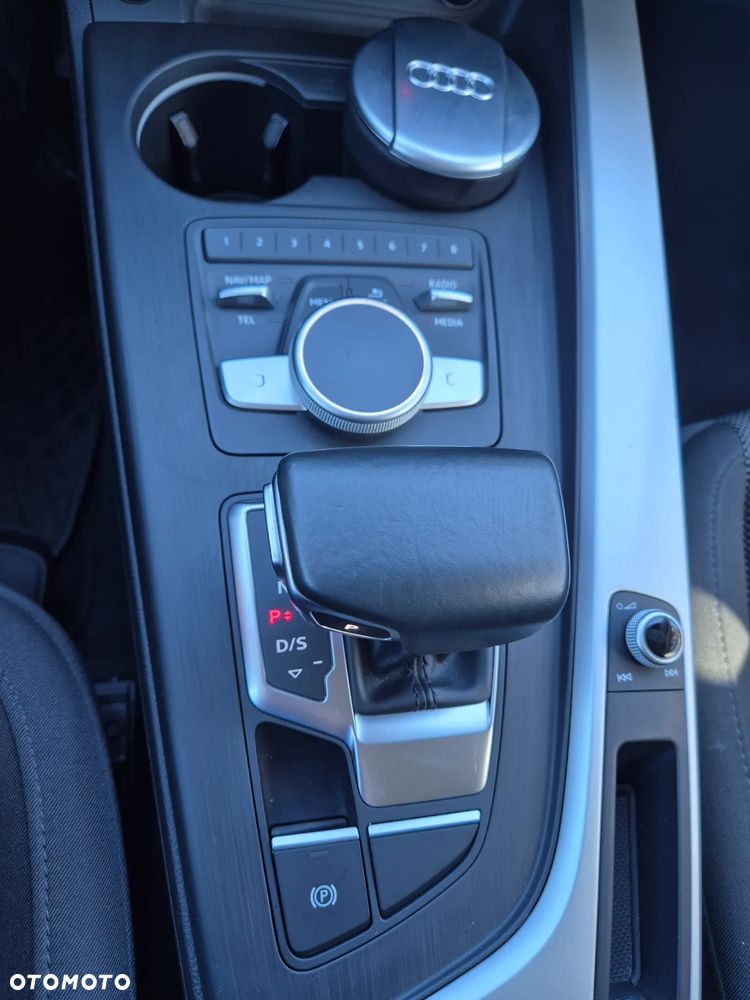 Audi A4 ver-avant-2-0-tdi-ultra-s-tronic-design - 16