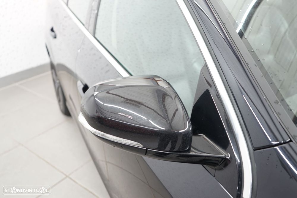 Volvo V60 2.4 D6 Summum AWD Phev - 11