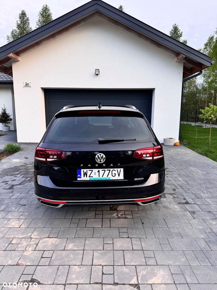 Volkswagen Passat 2.0 TDI 4Mot Elegance DSG - 4