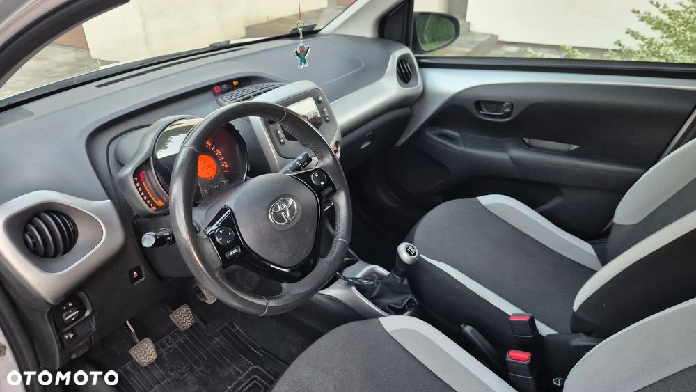 Toyota Aygo 1.0 VVT-i Sprint EU6 - 10