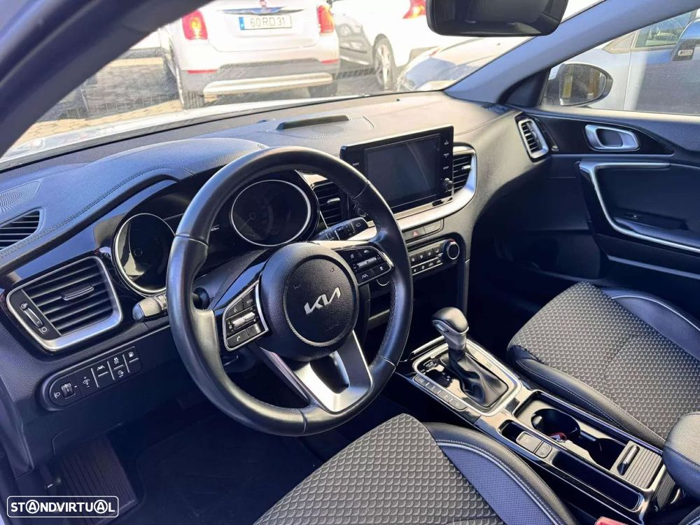 Kia Ceed SW 1.6 GDi PHEV Tech 6DCT - 19