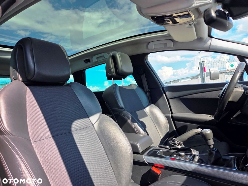 Peugeot 508 HDi FAP 140 Allure - 29