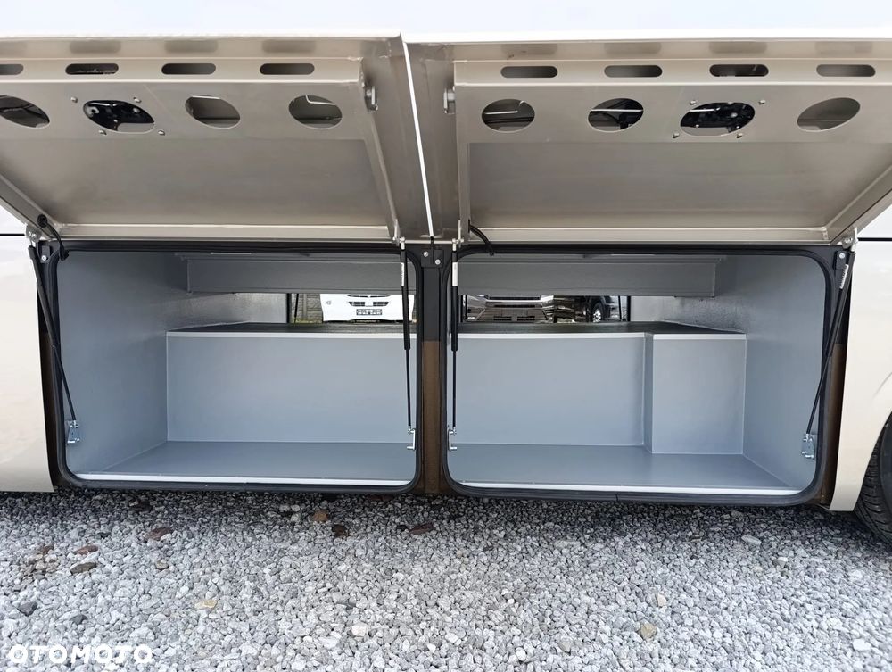 Iveco Daily - 12