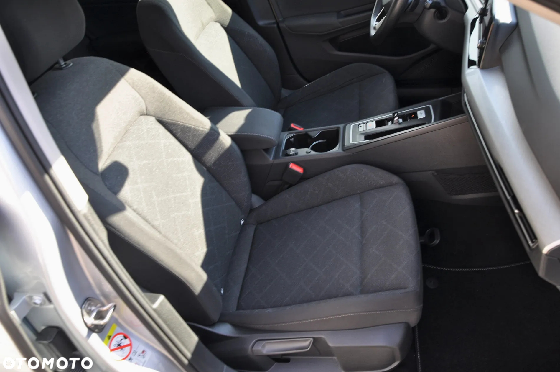 Volkswagen Golf VIII 2.0 TDI Life DSG - 16