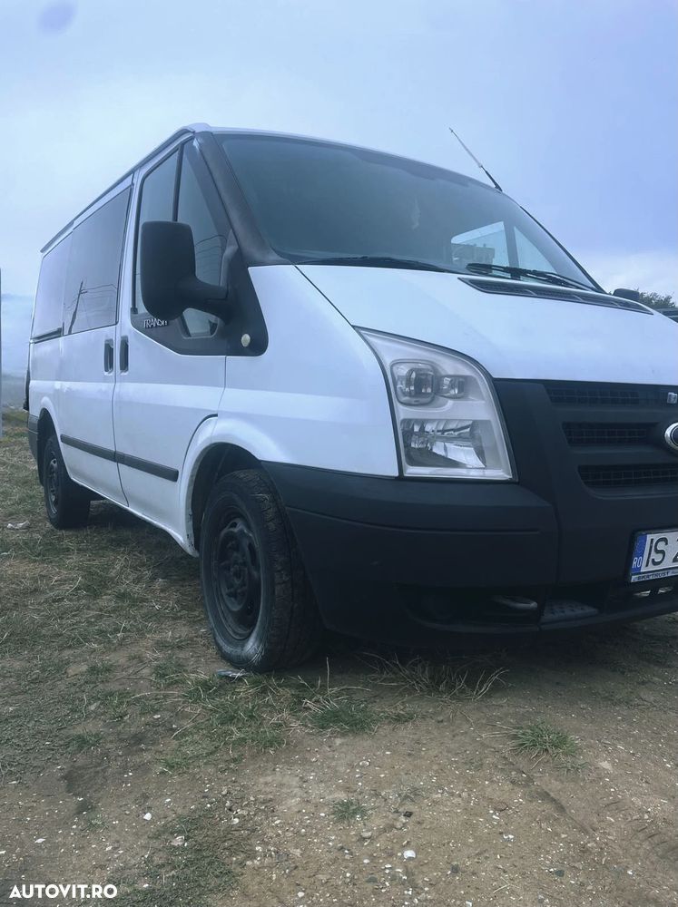 Ford Transit 2011 photo 2