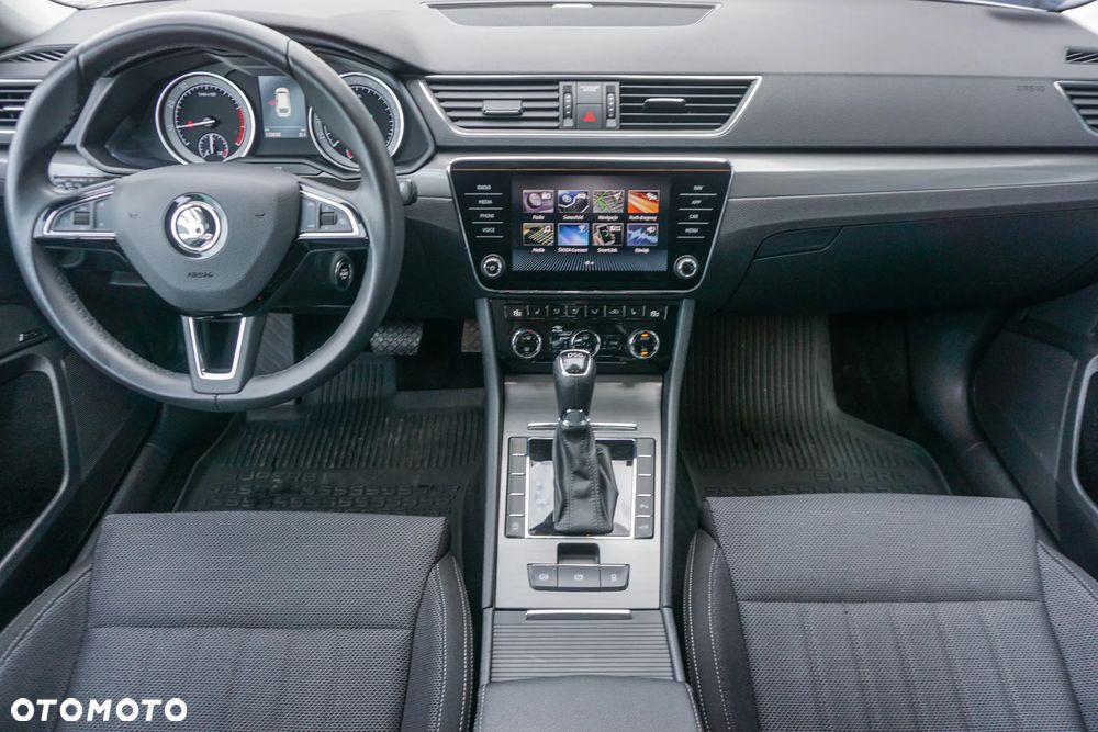 Skoda Superb 1.5 TSI ACT Style DSG - 38