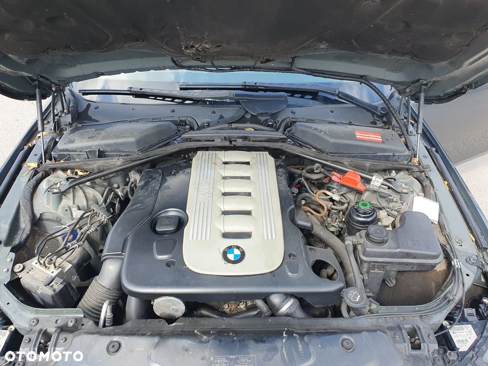 BMW Seria 5 525d - 17