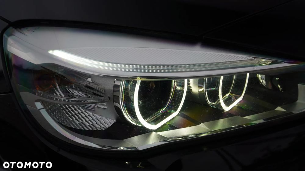 BMW Seria 2 216d - 14